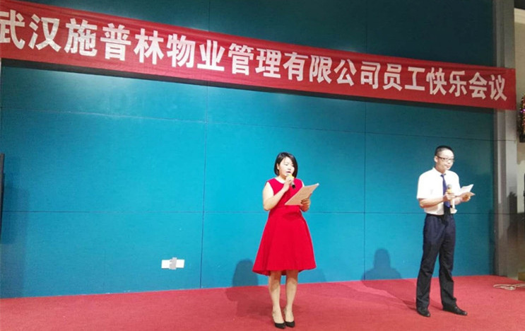 134901113.jpg 141745945.jpg